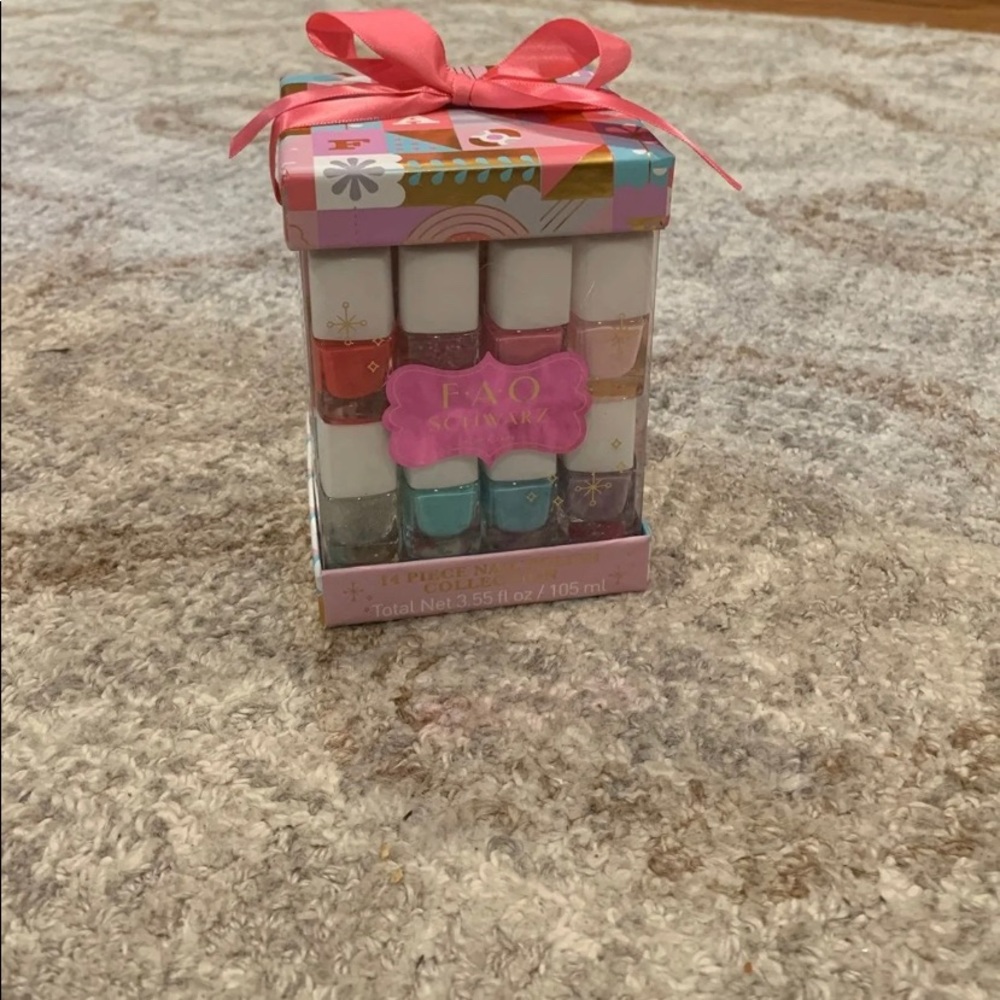 FAO Schwartz Nail Collection